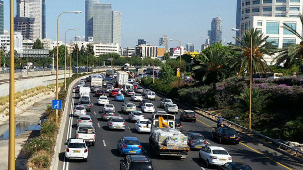 זהירות, מצלמים! (ארכיון)