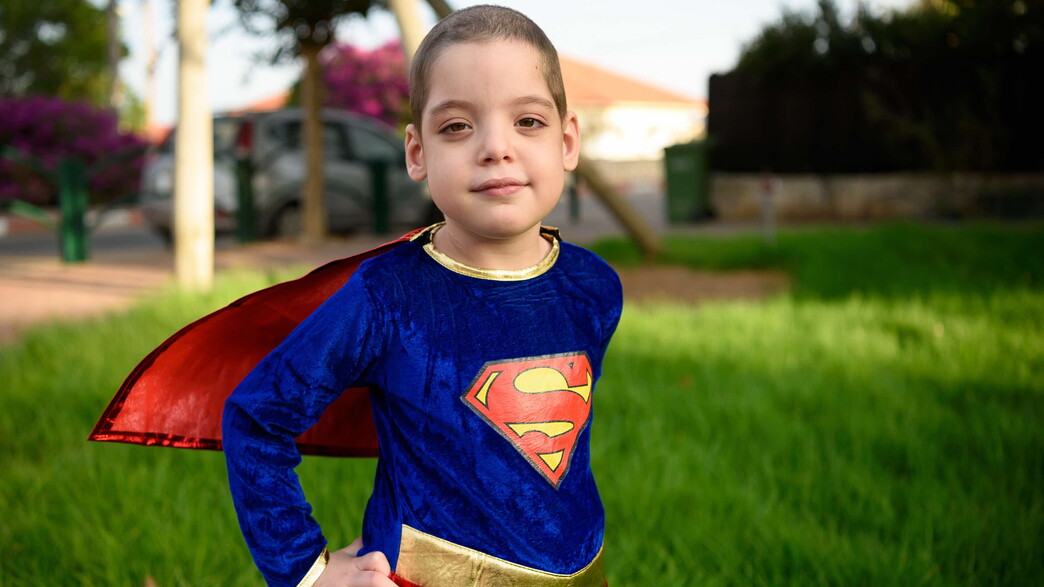 איילה, בת 4, "המשאלה שלי להיות גיבורת על"