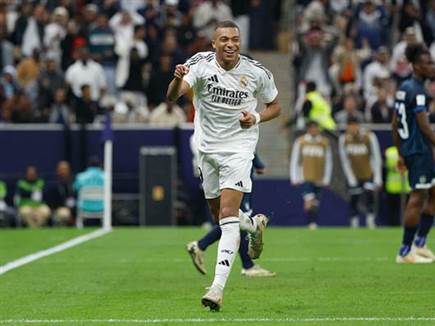 אמבפה כבש ראשון, באותו אצטדיון שנתיים אחרי הגמר ההוא (ריאל מדריד, רשמי)