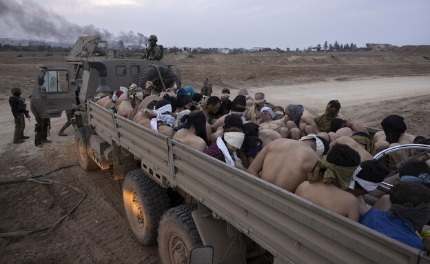 תערוכת עדות מקומית 2024 (צילום: מוטי מילרוד)