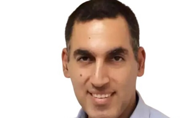 ד