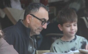 ישראל קטורזה (צילום: פול סגל)