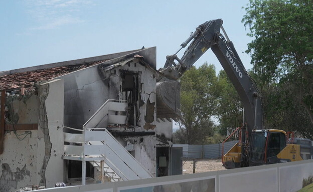 הריסת הבית של פסי  (צילום: N12)