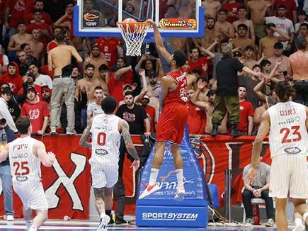 היא קלעה (צילום: אלן שיבר)