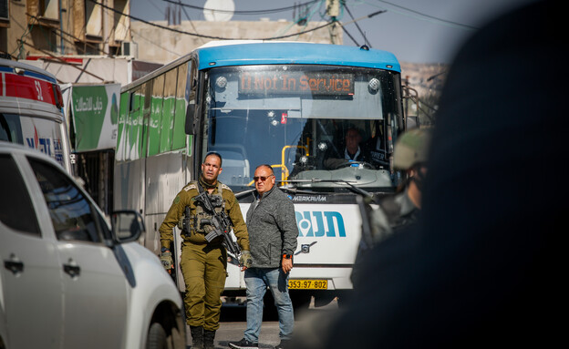 זירת הפיגוע סמוך לקדומים  (צילום: איתי רון, פלאש 90)