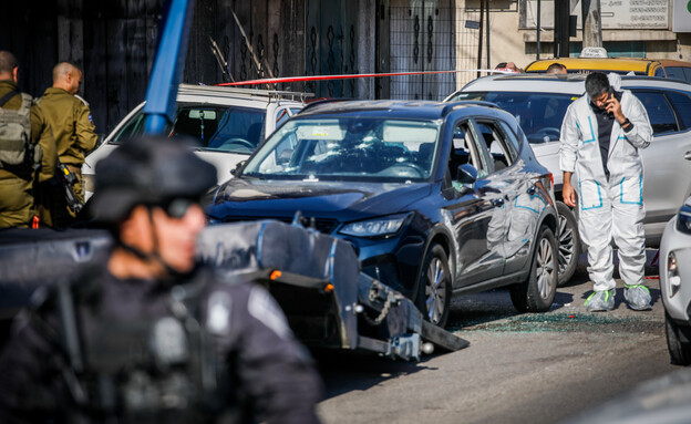 זירת הפיגוע סמוך לקדומים  (צילום: איתי רון, פלאש 90)