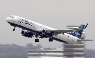 מטוס JetBlue  (צילום: Kevin Carter/Getty Images)