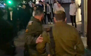 האלוף דוד זיני הותקף בבני ברק (צילום: לכתחילה)