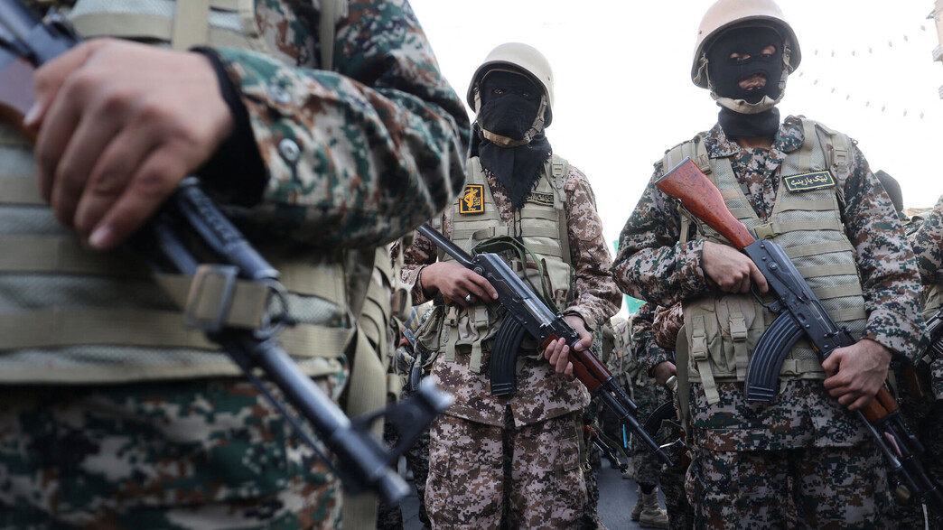 צעדה נגד ישראל של 110 אלף לוחמי בסיג' בטהראן