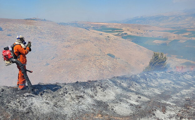 תיעוד כיבוי  השריפה ברכס רמים (צילום: עידו שקד, רשות הטבע והגנים)