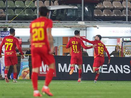 לוי חגג (לירן מולדובן)