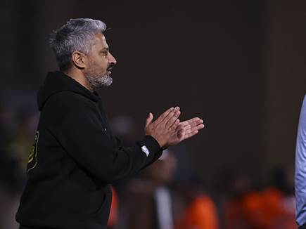 יצחקי יכול לסמן וי (צילום: מאור אלקסלסי)