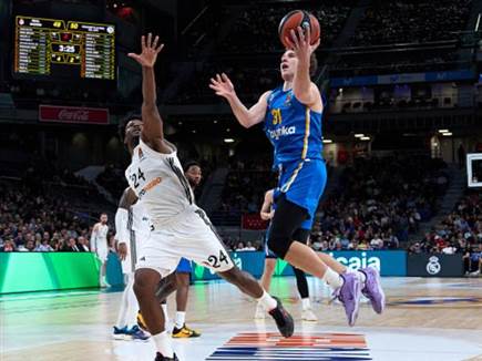 sportFive1499207 sportFive1499207