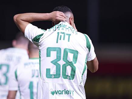 עומר דהן. החלוץ היחיד בסגל (מאור אלקסלסי) (צילום: ספורט 5)