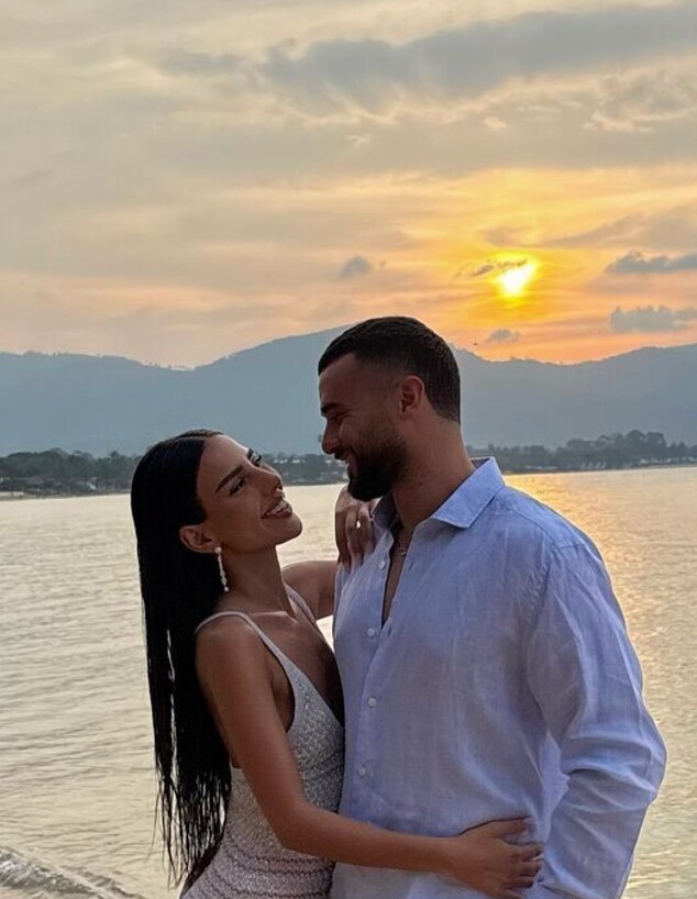 אלין כהן ובן הזוג החדש בר לוי אלין כהן ובן הזוג החדש בר לוי