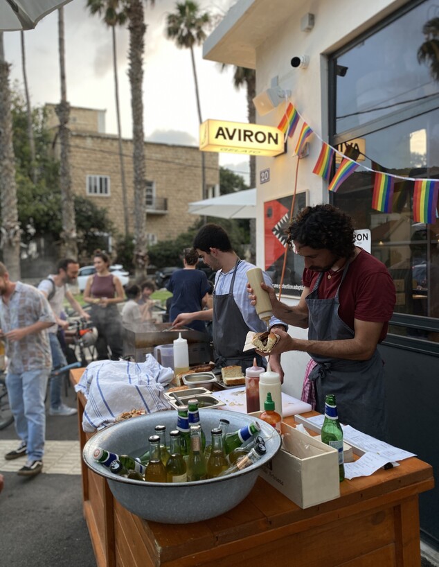 בר אווירון (צילום: מר סוייר)