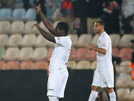 דון. חזר לכבוש (ברני ארדוב)