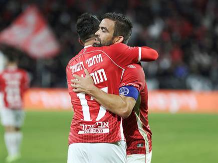 ב“ש תישאר גם השבוע בפסגה (צילום: קובי אליהו)