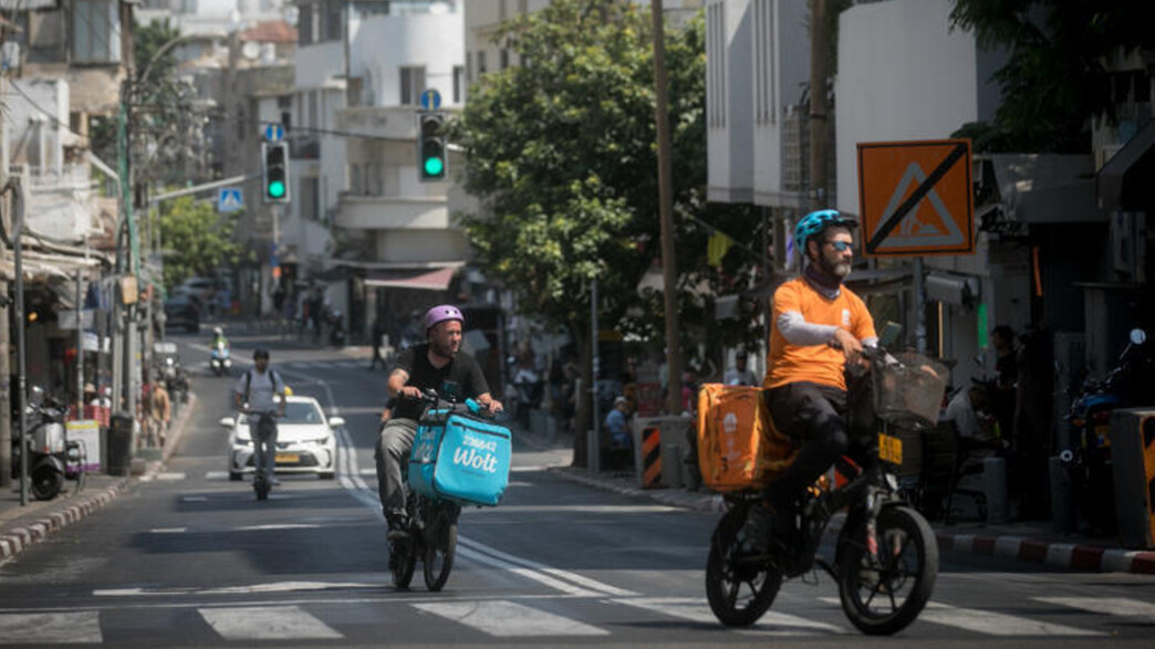 שליחים וולט תן ביס שליחים וולט תן ביס