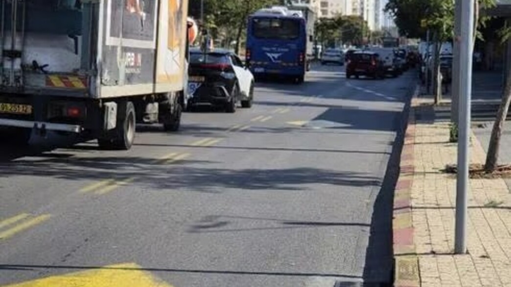 נתיב תחבורה ציבורית בחולון