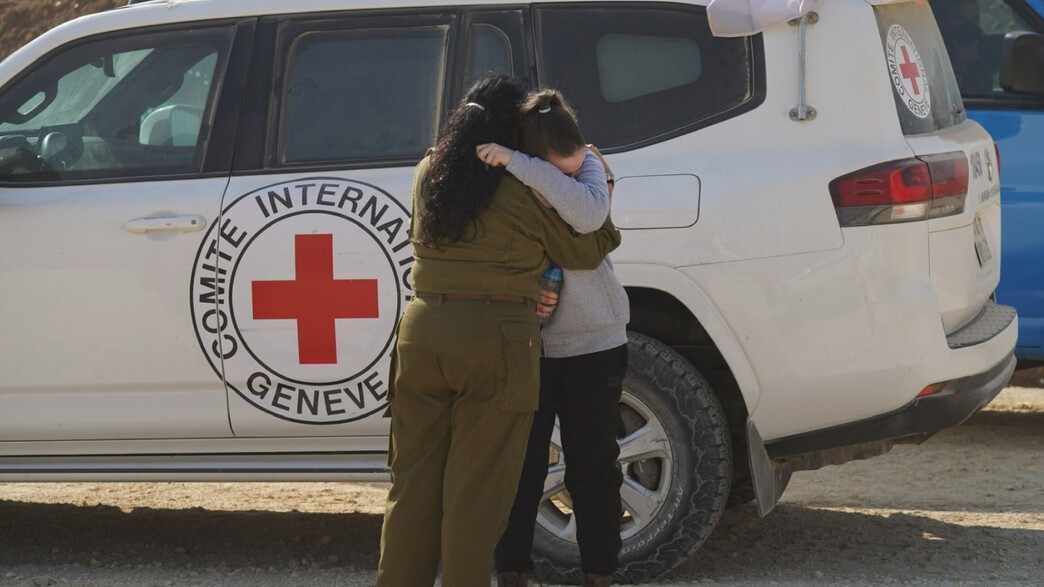 אגם ברגר בפגישה ראשונה עם כוחות צה"ל