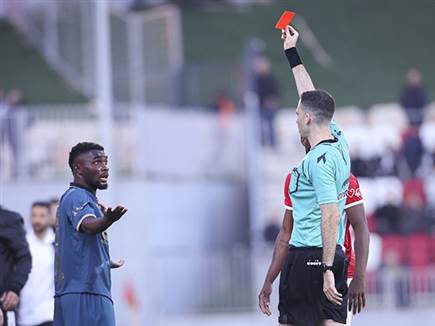 וגם הרחקה של מונדזנגה בתוספת הזמן לא השפיעה (מאור אלקסלסי)