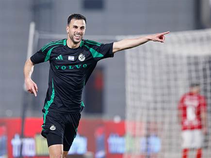 דין דוד סגר עניין בתוספת הזמן (צילום: אלן שיבר)