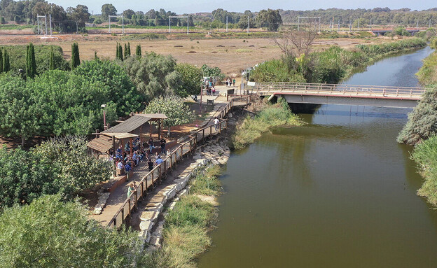 ברכת הצבים (צילום: יוני שפר, ארכיון הצילומים של קקל)