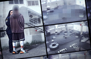 מה קורה ביבנה (צילום: סטודיו Keshet Digital)