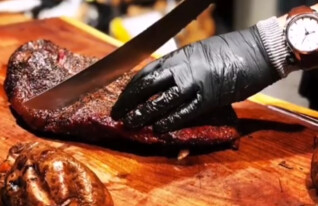 פיטמאסטר (Pitmaster) (צילום:  ‎Pitmaster - פיטמאסטר‎, KateRiep_Godbye)