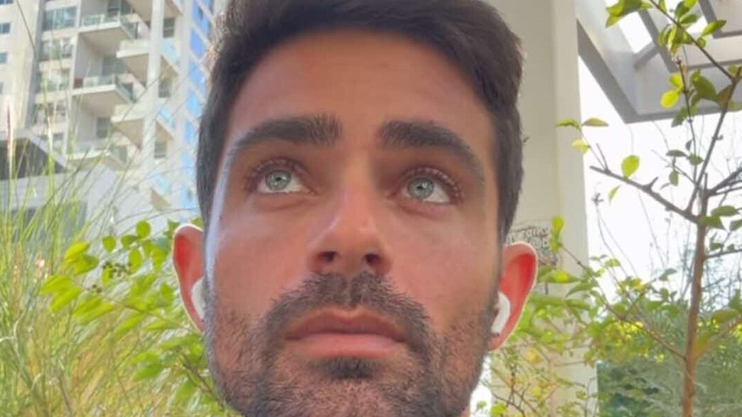 גיא איתן מציצים