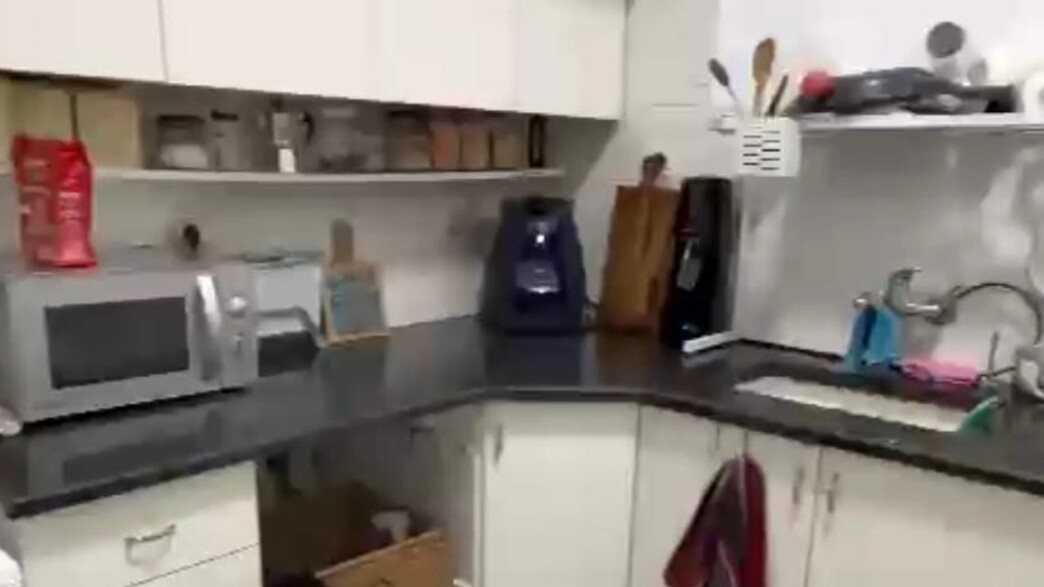 מייקאובר מטבח ג