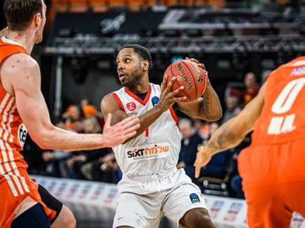 עכשיו הפנים לרבע הגמר (באדיבות היורוקאפ)