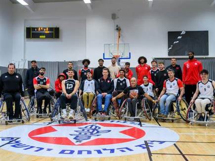 (נועם מושקוביץ) (צילום: ספורט 5)