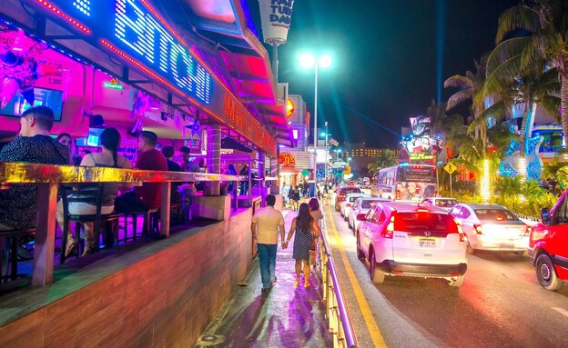 קנקון מקסיקו ערב (צילום: Fotos593, shutterstock) קנקון מקסיקו ערב (צילום: Fotos593, shutterstock)
