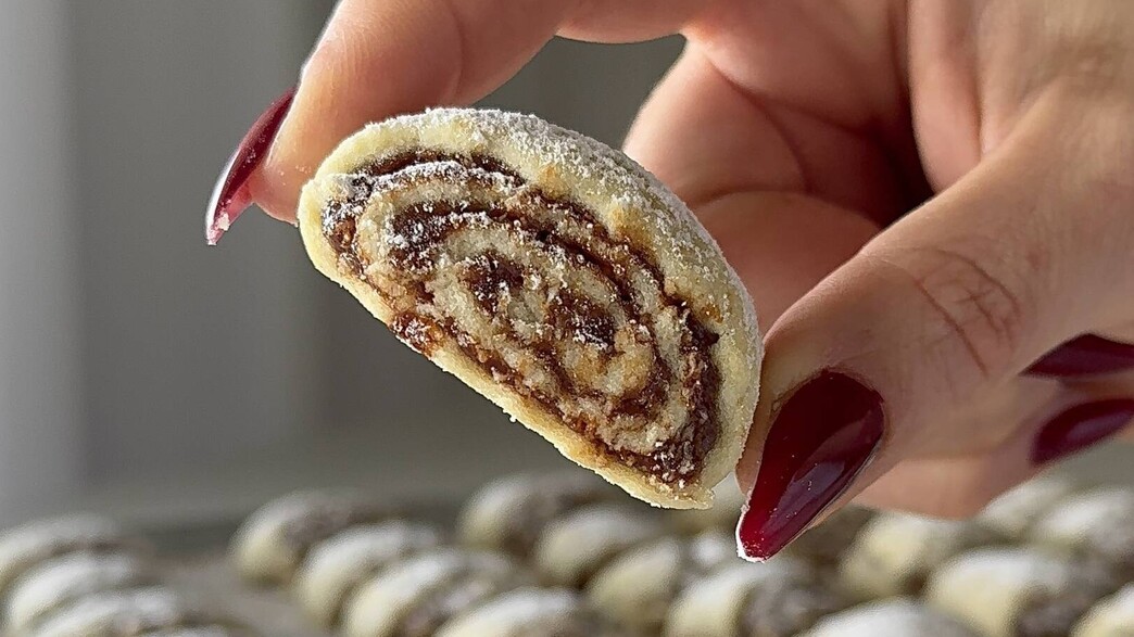 מגולגלות ריבת חלב וקוקוס