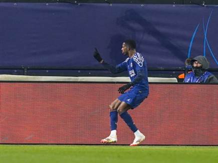 sportFive1513145 sportFive1513145