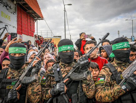 קרע בין המחנה הפרו-איראני לאחים המוסלמים | דיווח מעזה