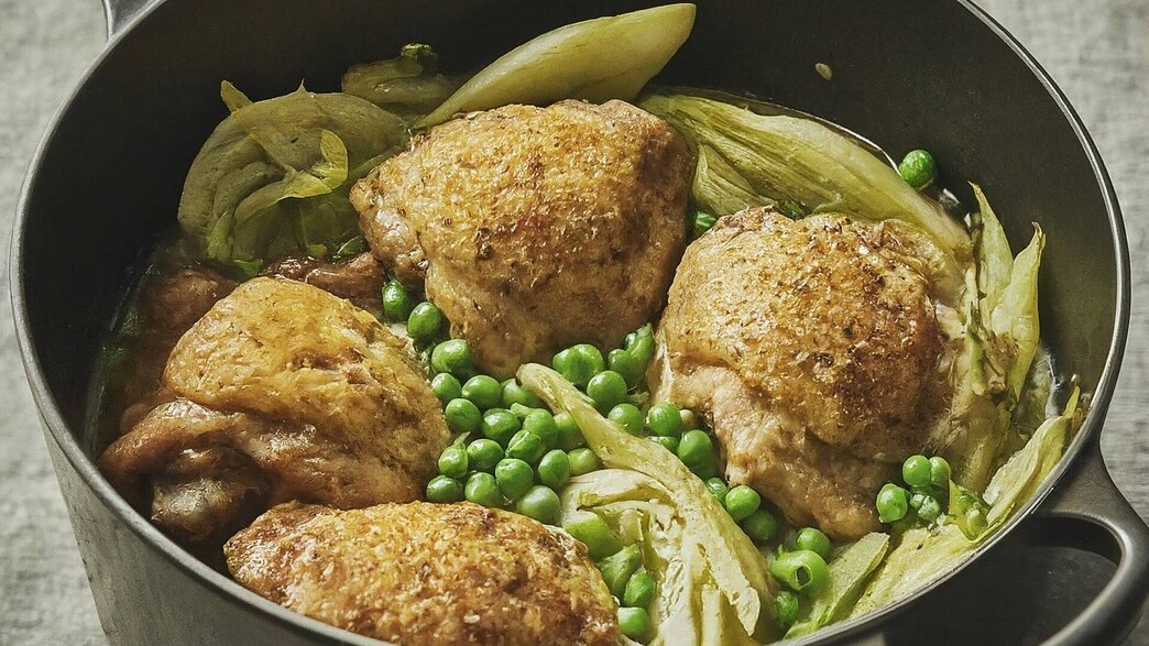 עוף עם שומר, סלרי ואפונה עוף עם שומר, סלרי ואפונה