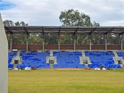 מבט ליציע המזרחי (רן ענפי)