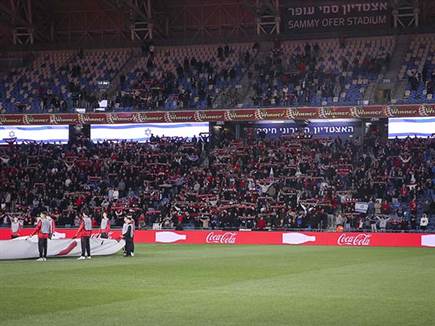 אך זה היה הערב של האדומים-שחורים (מאור אלקסלסי)