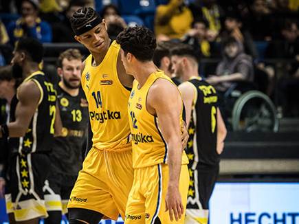 מאזן 2:15 (עודד קרני)