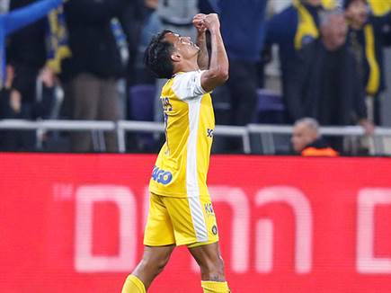 פטאצ`י, גיבור המשחק, שבר את הקרח במחצית השנייה (צילום: אלן שיבר)