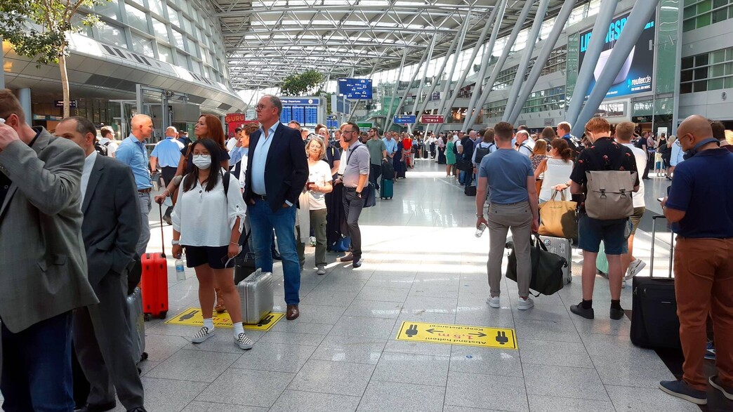 פרנקפורט נוסעים פרנקפורט נוסעים