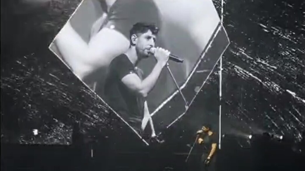 עידן עמדי בהופעה הראשונה עידן עמדי בהופעה הראשונה