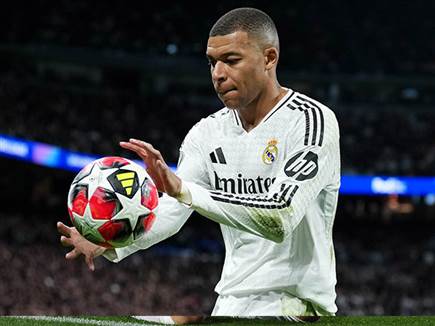 בהתחלה הכדור לא נפל בקסמיו (Getty) (צילום: ספורט 5)