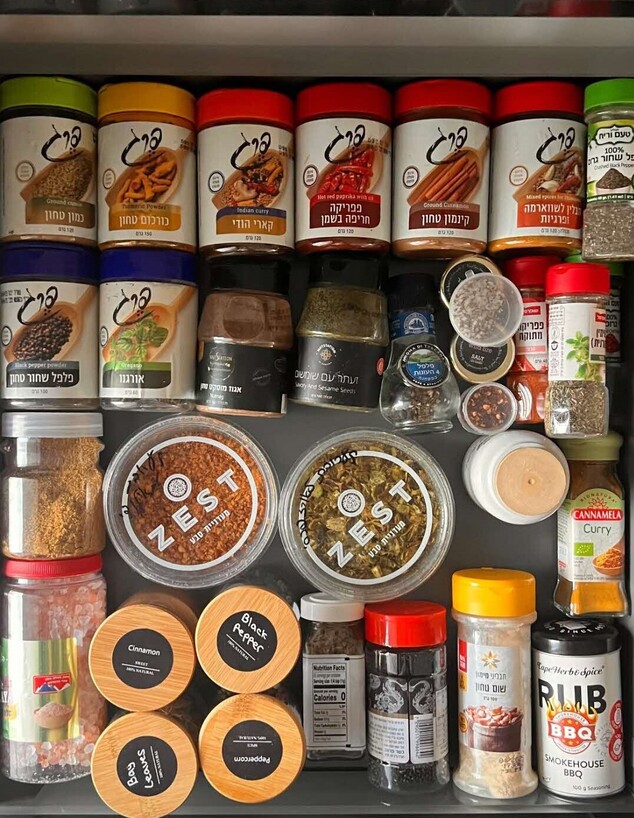 דנית ליבנת תבלינים דנית ליבנת תבלינים