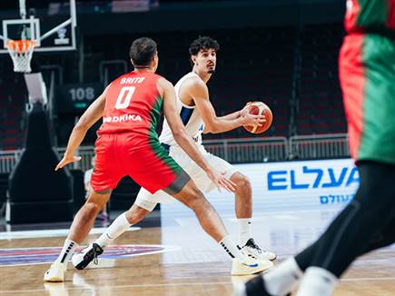 (FIBA) (צילום: ספורט 5)