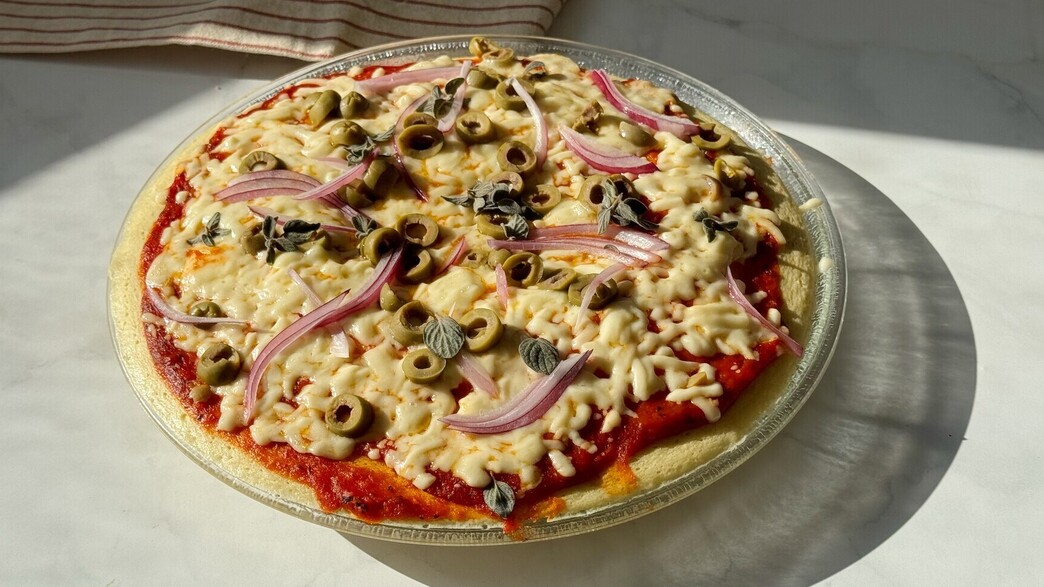 פיצה במיקרוגל בפחות מ-10 דקות פיצה במיקרוגל בפחות מ-10 דקות