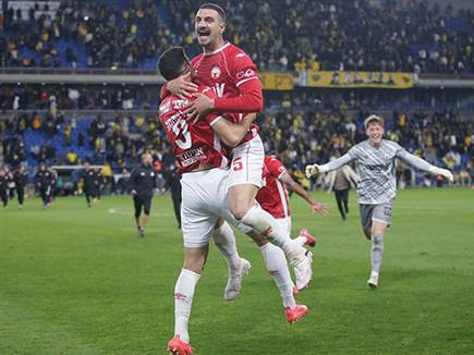 איזה משחק (אלן שיבר)